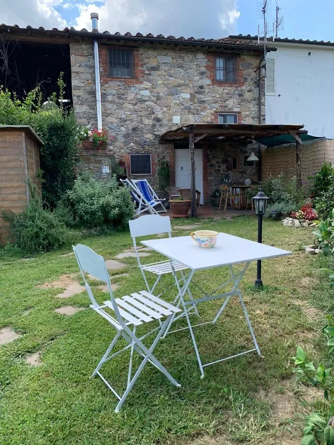 Holiday home Casa Bouganville Massa Macinaia Italy