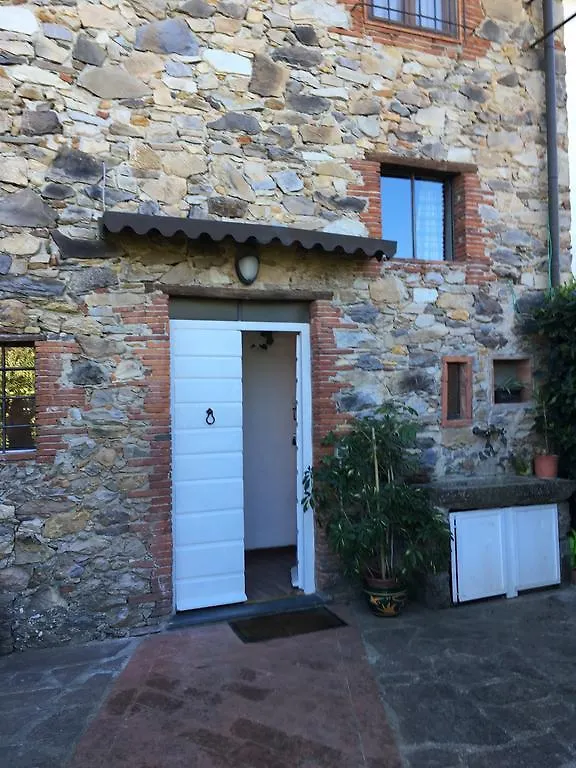 Casa Bouganville Massa Macinaia